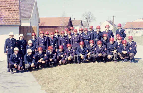 1_Aktive Mannschaft-1965.jpeg
