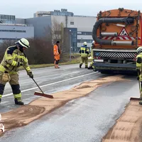 #8 Ölspur Kehrmaschine 15.03.2025.jpg