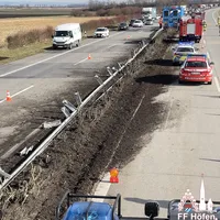 #2 Lkw rammt Mittelleitplanke 30.01.2025 (2).jpg